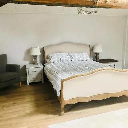 Maison De Maitre D'hote Bed & Breakfast Louin